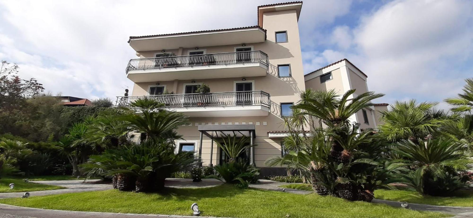 Hotel Tiro A Volo Pozzuoli Eksteriør billede