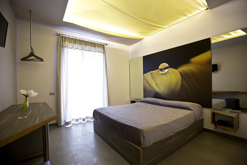 Hotel Tiro A Volo Pozzuoli Eksteriør billede